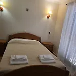 V3 In