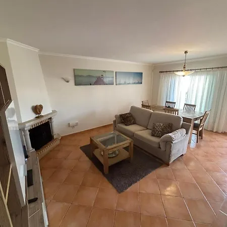 V3 In * 阿尔布费拉