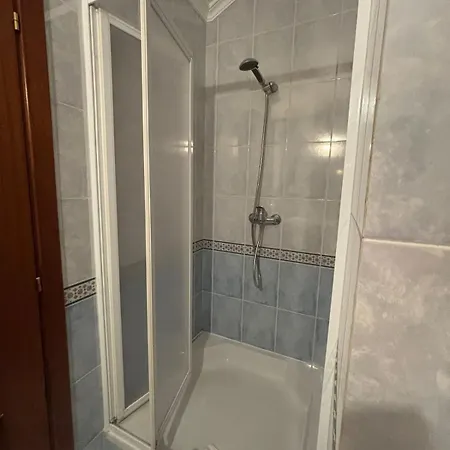 V3 In * Αλμπουφέιρα