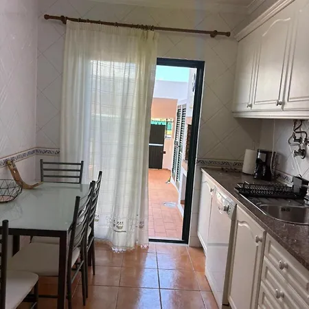 V3 In * 阿尔布费拉